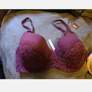 Victoria's Secret 38DD bra